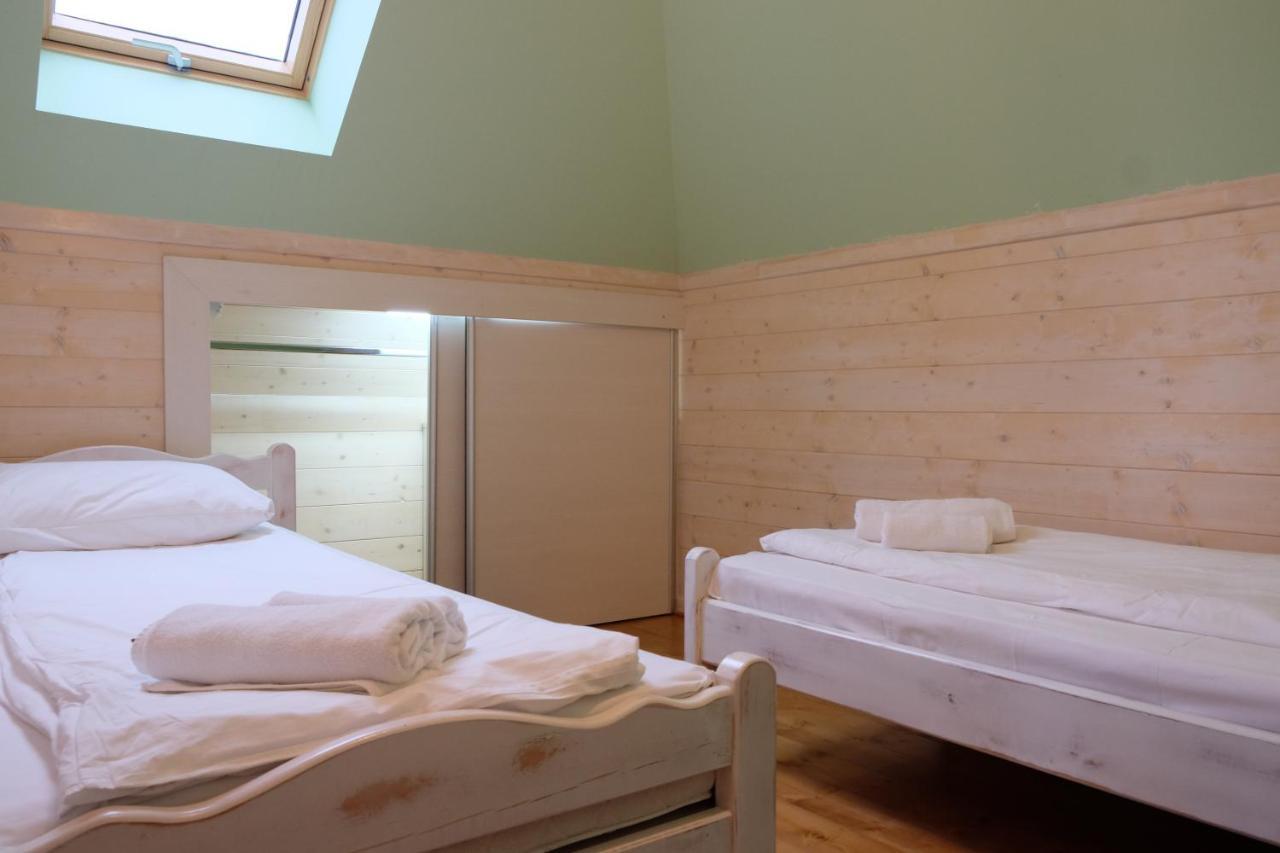 Vila Breg Zlatibor Bilik gambar